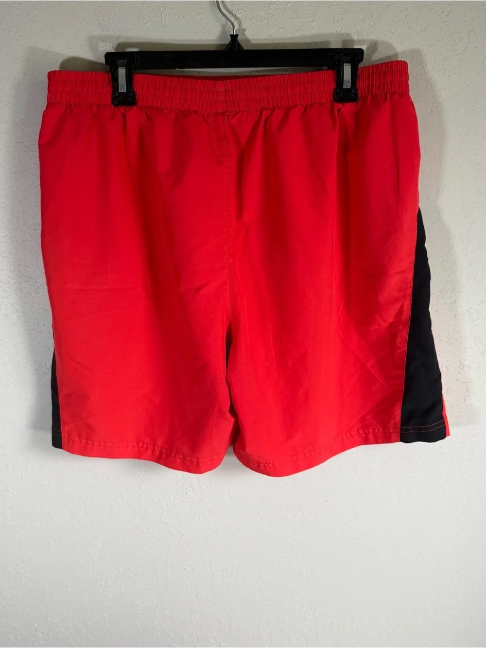 Men’s Red Under Armour Lightweight Activewear Running Workout Athletic Shorts